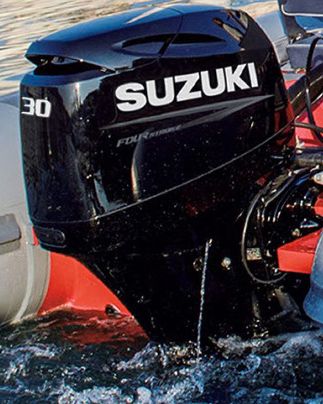 Suzuki Outboard Team Work That Moves